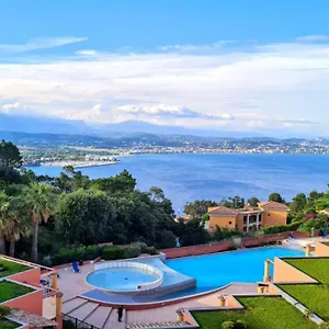 Vue Et Sur La Baie De Cannes Randonnées Pédestres Et Vtt Théoule-sur-Mer